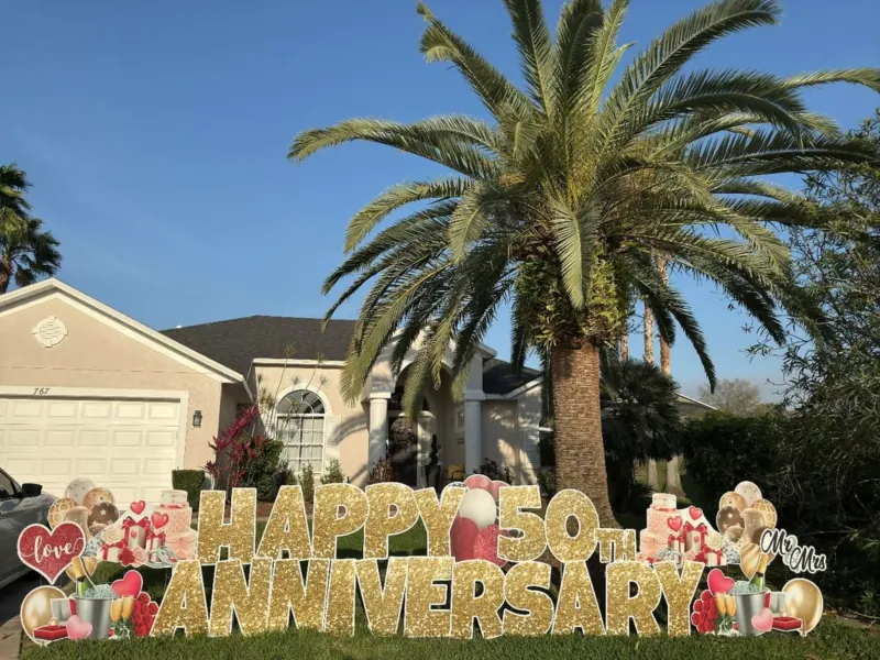 Anniversary yard greeting display