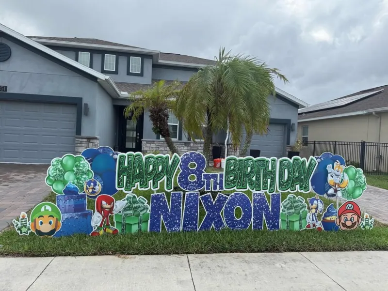 Birthday yard greeting display