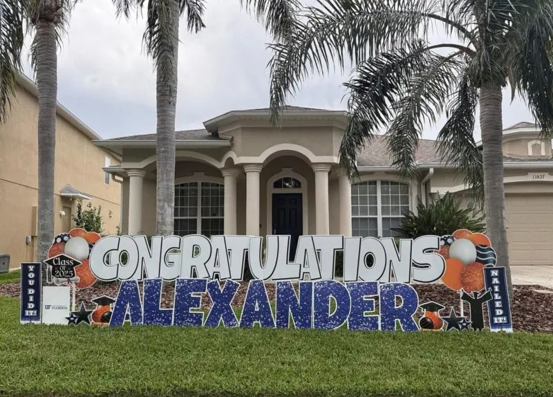 Graduation yard greeting display