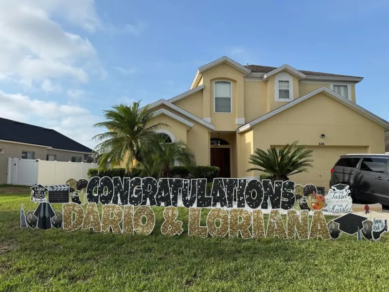 Graduation yard greeting display