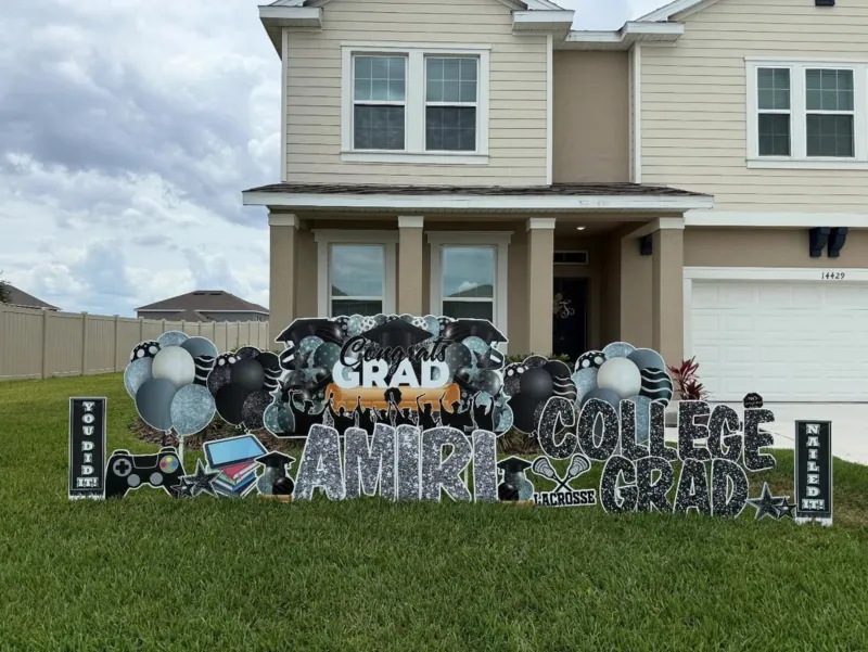 Graduation yard greeting display